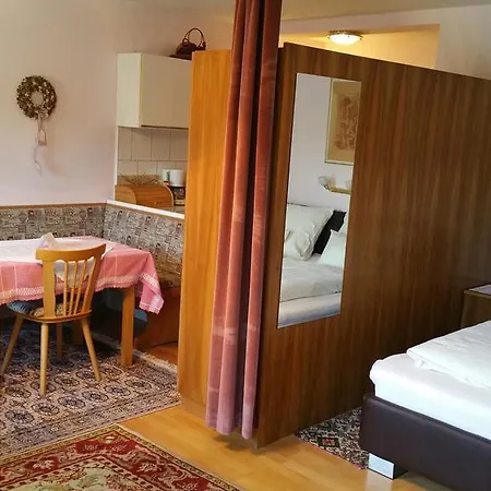 Apartment Kert Portschach am Woerthersee
