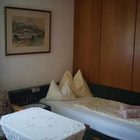 Apartment Kert *